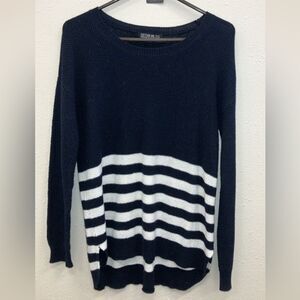 Cotton On Women's Striped Navy and White Scoop Neckline Knit Sweater Small #743